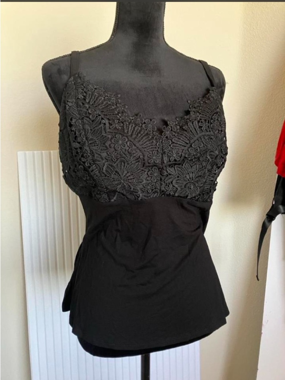 Boston Proper Black Lace-Trimmed Camisole Top